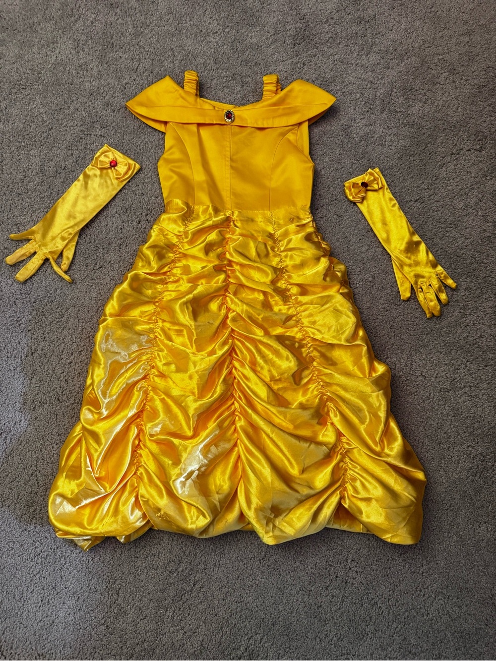 Princess Dress Off Shoulder Cut with Gloves, Yellow